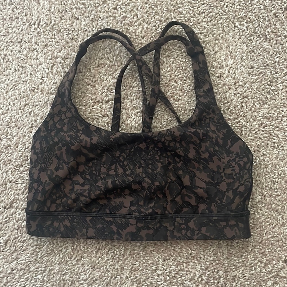 Lululemon energy bra size 4